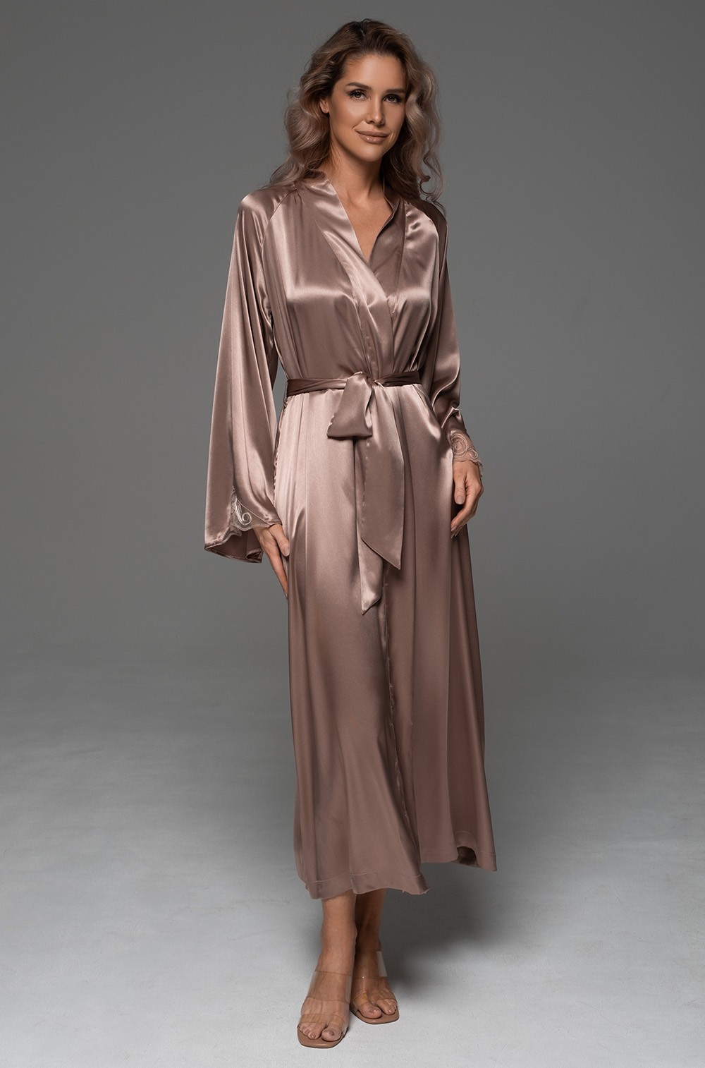 Халат домашний Леонардо Mia-Amore 4669 из однотонного шёлка