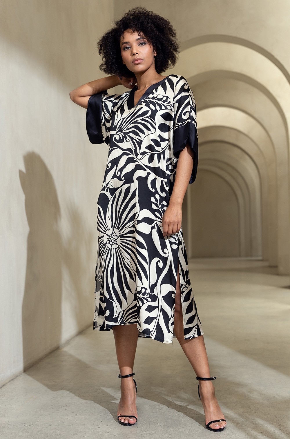 Туника длинная свободного силуэта шёлк/вискоза Малена 4144 Миа-Аморе