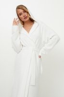 Мягкий белый халат с капюшом средней длины  KEYLA  Aruelle Литва