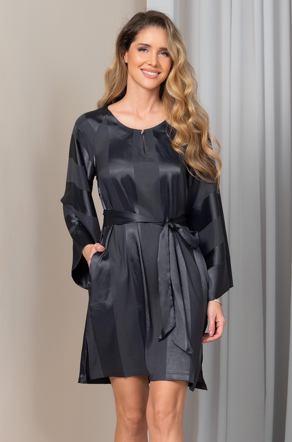 Эффектная короткая туника Mia-Amore Илона 7541 графит