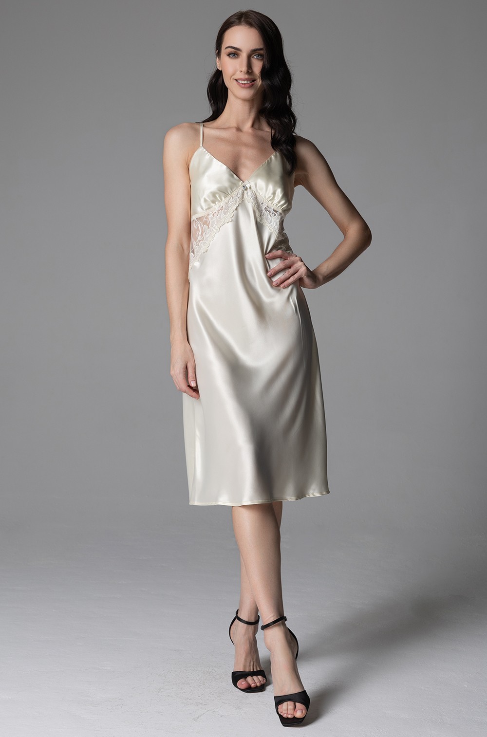 Сорочка ночная Анабелла Миа-Аморе 4825 шёлковая средней длины