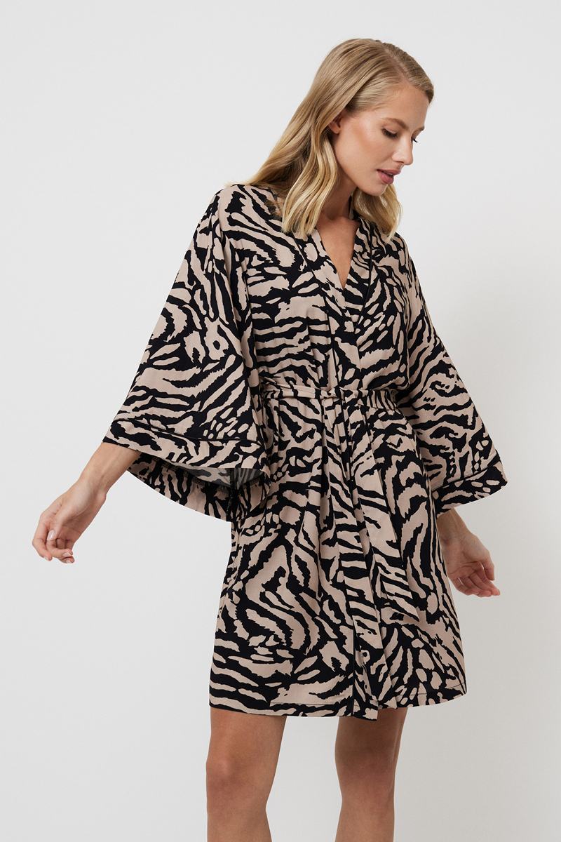 Халат домашний с широкими рукавами из вискозы SHERRY Aruelle Литва