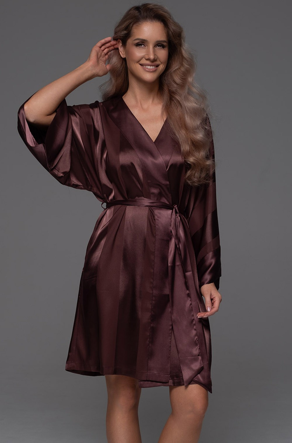 Короткий запашной халат шоколад Илона 7543 Mia-Amore