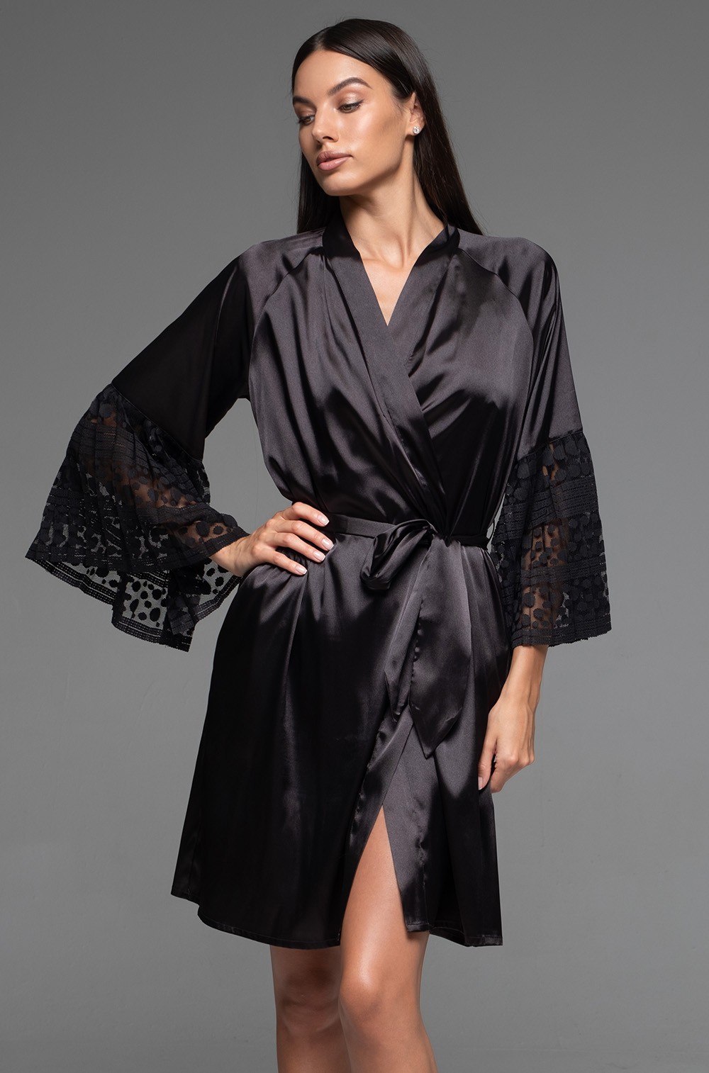 Роскошный халат с плиссированным кружевом Эмма 7473 Mia-Amore
