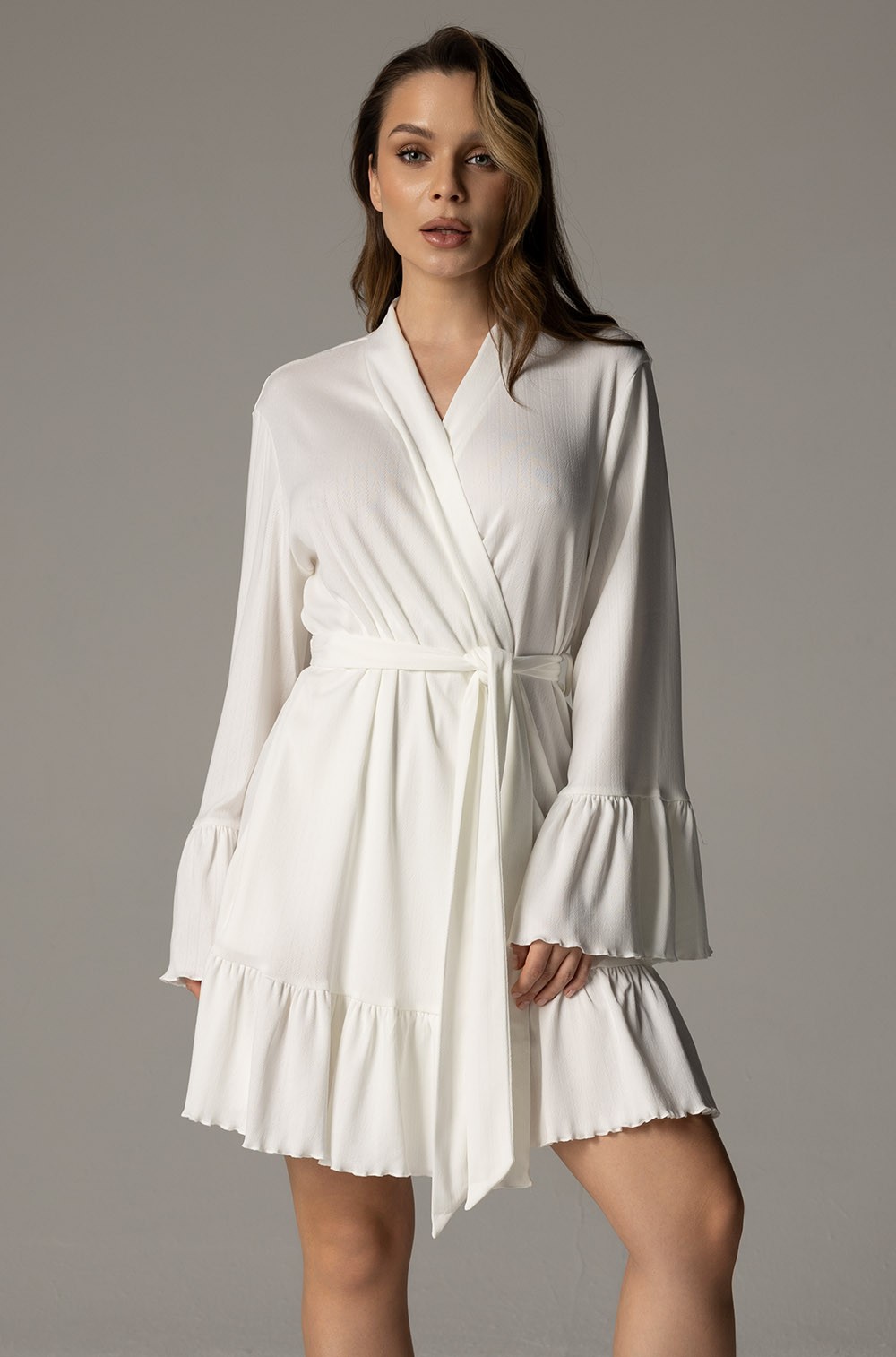 Игривый короткий халатик Mia-Amore Susan 5604 из трикотажа пуантель белый