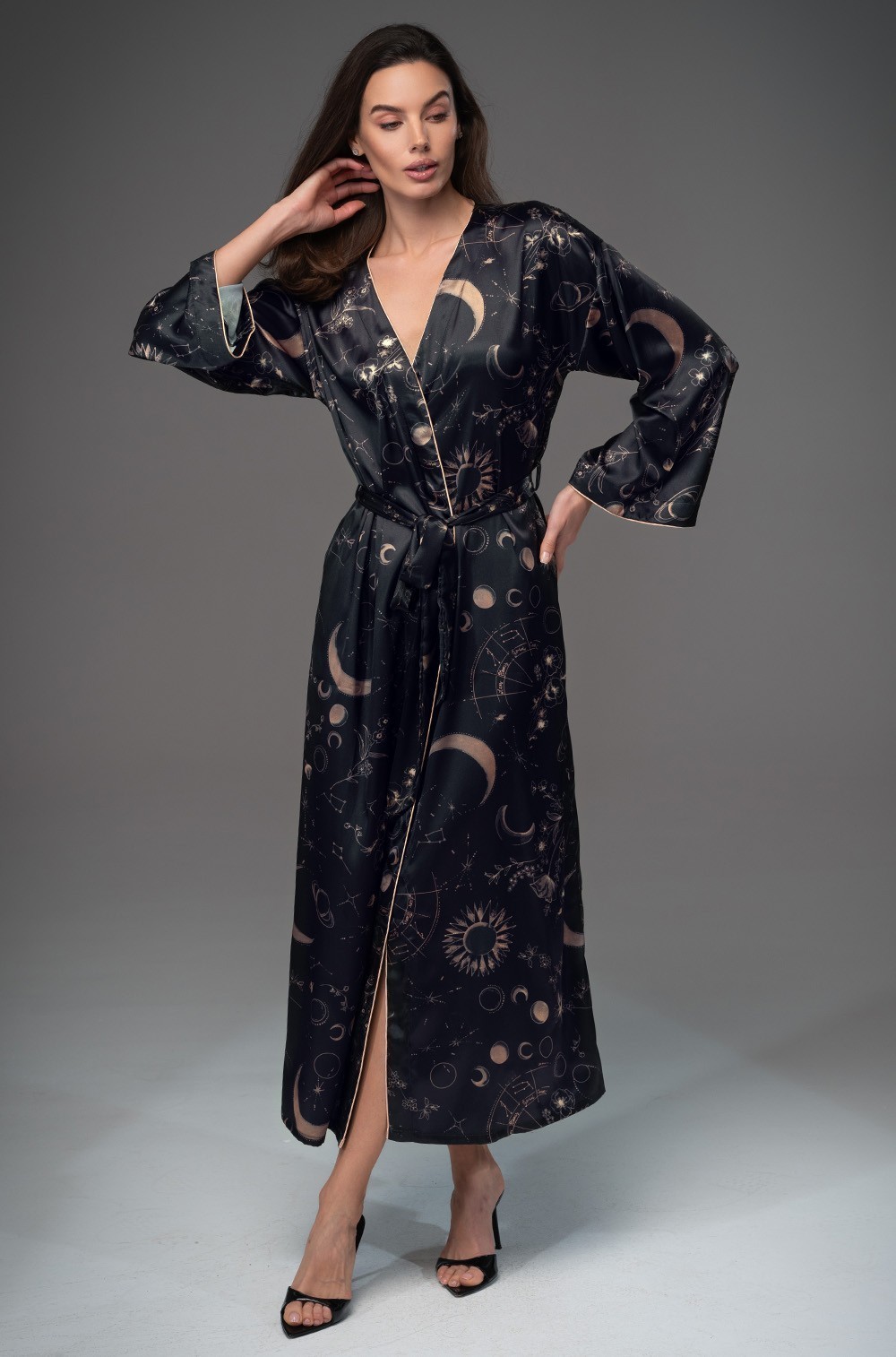 Изящный длинный халат шёлковый запашной Галатея 4469 Mia-Amore