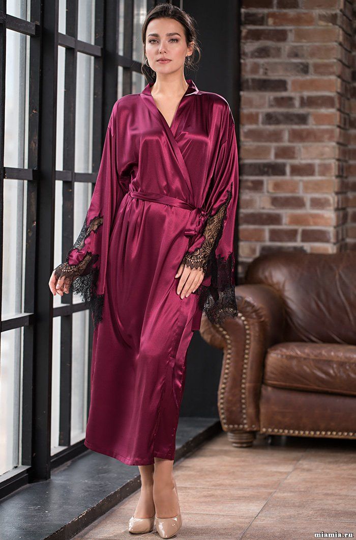 Шёлковый халат длинный с кружевом домашний BELLA 3379 Mia-Amore