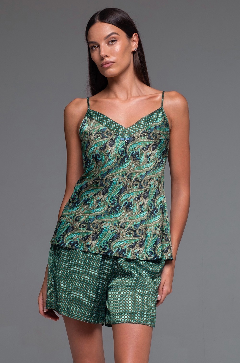 Пижама топ с шортами из шёлка с вискозой Амина 4102 Mia-Amore