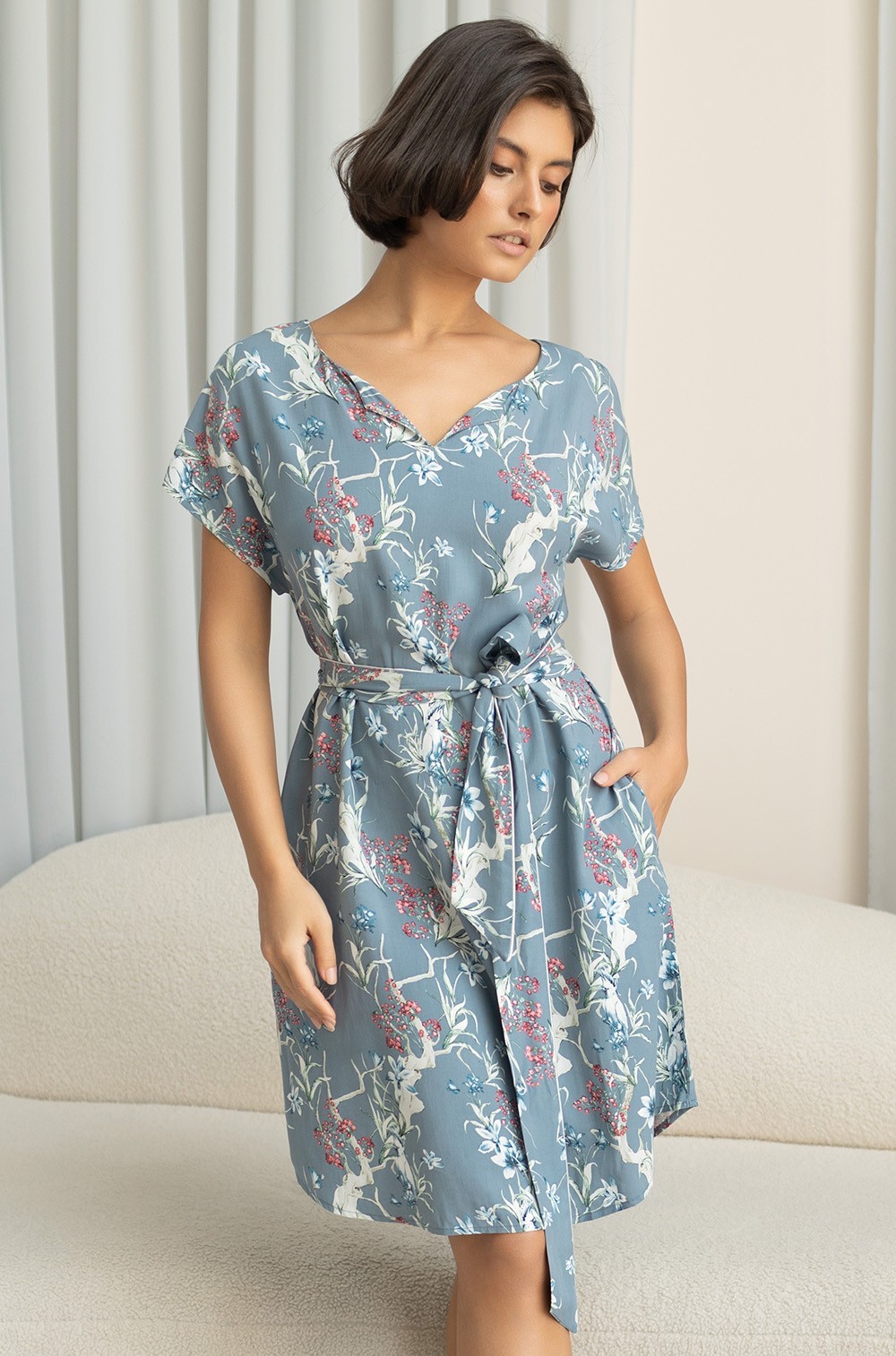 Туника из вискозы свободного силуэта с коротким рукавом Зои Zoe 1964 Mia-Amore