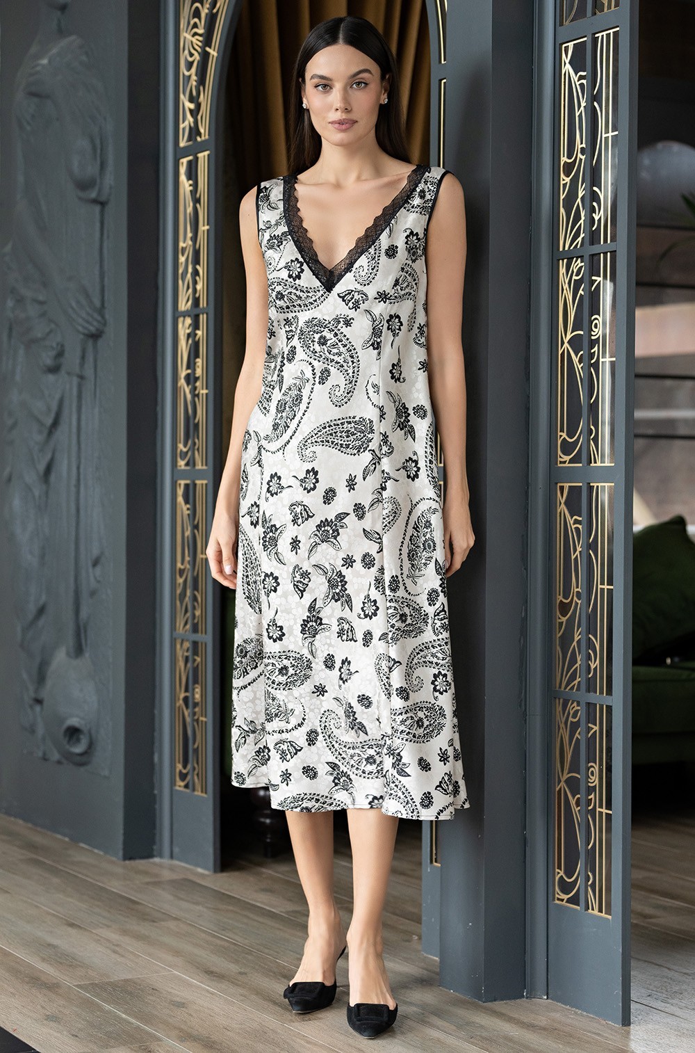 Сорочка ночная на широких бретелях длинная Персея 7985 Mia-Amore