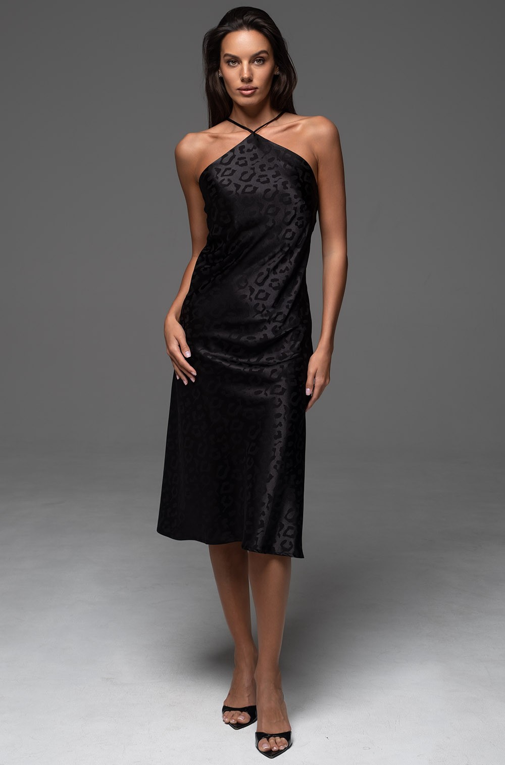 Эффектное длинное платье-сорочка чёрное 2231 Леона Mia-Amore