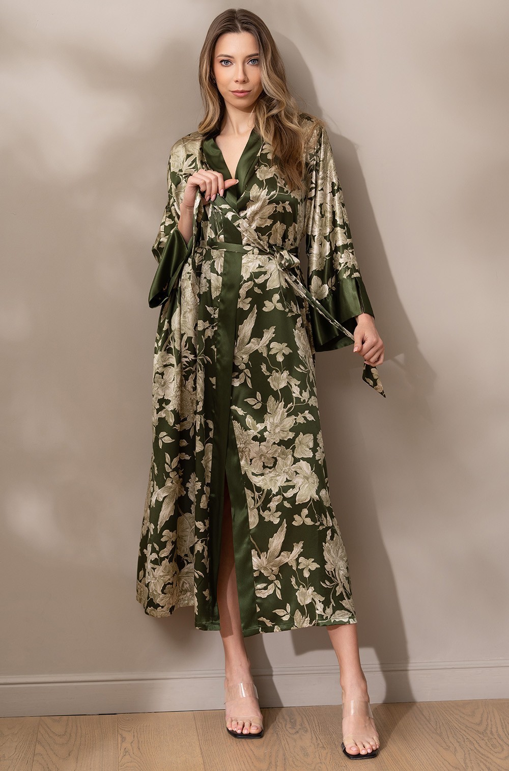 Шёлковый халат длинный запашной 5159 хаки Виттория Mia-Amore