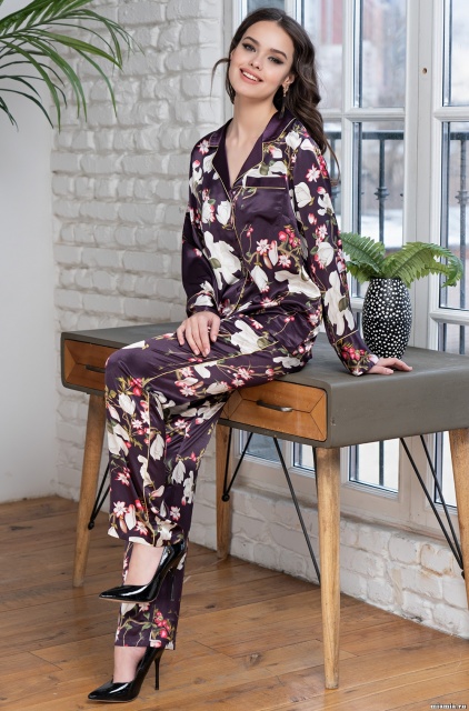 Шёлковая пижама на пуговицах с брюками Магнолия 3526 Mia-Amore