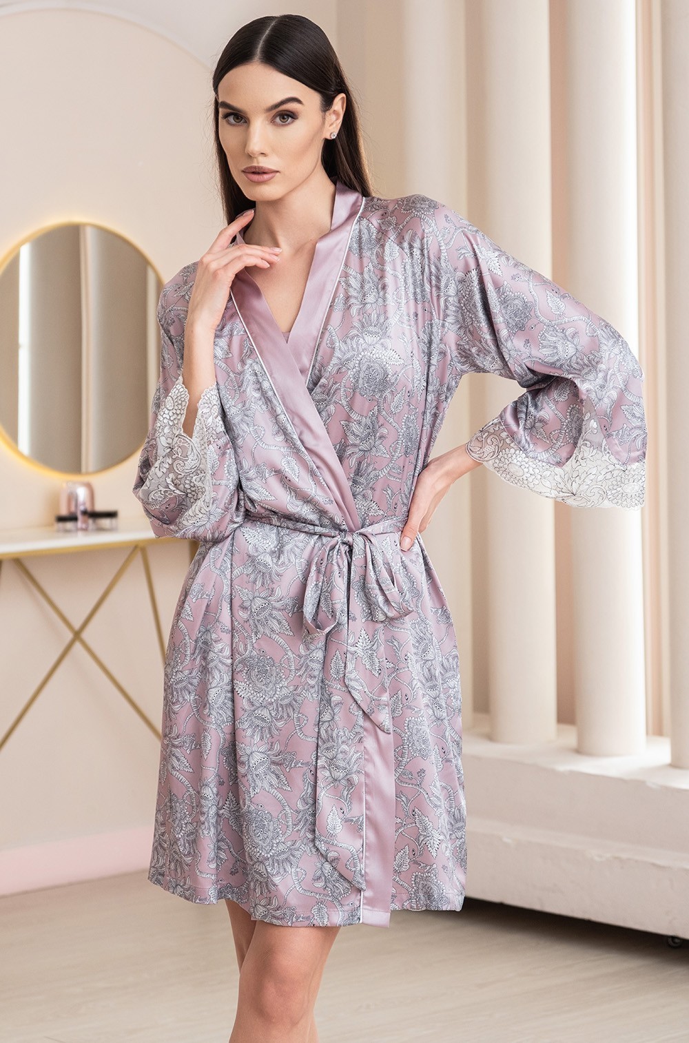 Шёлковый халат с широким рукавом роз/жемчуг 5163 Ребекка Mia-Amore