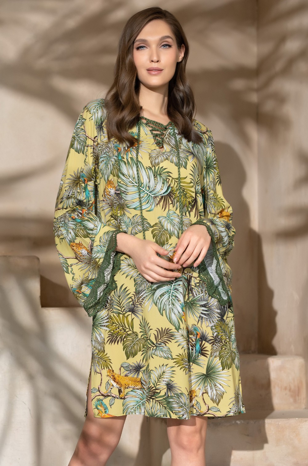 Пляжная туника до колен из вискозы с длинным рукавом Сафари 1805 Mia-Amore