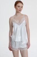 Шёлковая пижама топ шорты с вышивкой Реджина белая 3902 Mia-Amore