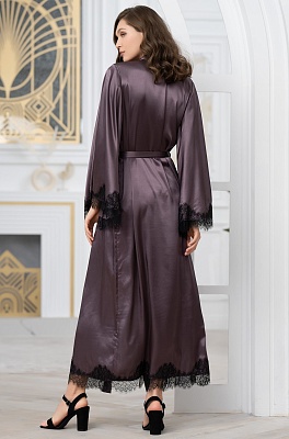 Шёлковый халат длинный с широкими рукавам  Виндсор 3889 баклажан Mia-Amore