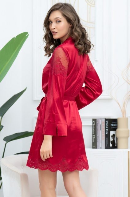 Шёлковый халат на пуговицах красный с кружевом Аурелия 3897 Mia-Amore