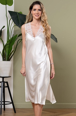 Шёлковая сорочка ниже колен со стразами Белый Лебедь 3558 Mia-Amore Шёлковая сорочка ниже колен со стразами Белый Лебедь 3558 Mia-Amore