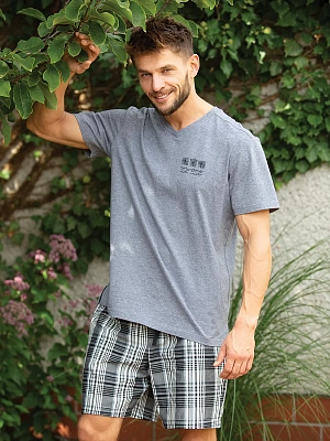Пижама мужская из хлопка футболка с шортами MNS 401 KEY Пижама мужская из хлопка футболка с шортами MNS 401 KEY