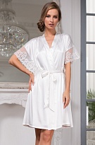 Шёлковый халат с коротким кружевным рукавом Белый Лебедь 3557 Mia-Amore