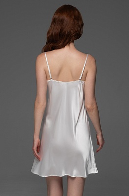 Эффектная шёлковая сорочка белая с кружевом Аделаида 4700 Mia-Amore Эффектная шёлковая сорочка белая с кружевом Аделаида 4700 Mia-Amore